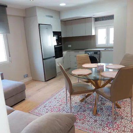 Apartment Piso En El Centro Apto 5 Personas Con Garaje Privado *