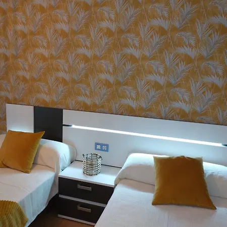 Piso En El Centro Apto 5 Personas Con Garaje Privado Avilés