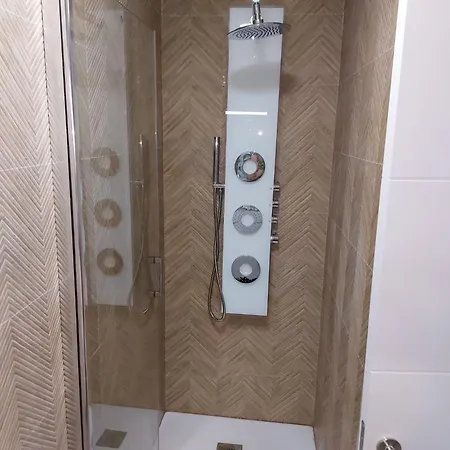 Piso En El Centro Apto 5 Personas Con Garaje Privado